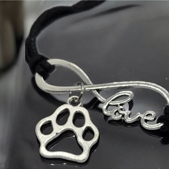 Paw Print 🐾 Dog Mom 🐾 Cat Lady Pet Lover Charm Bracelet Black Faux Leather - Picture 7 of 11